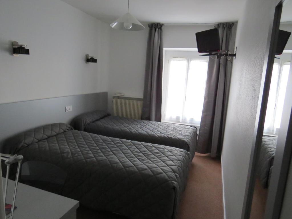Hotel De Cleves Nevers Habitación foto